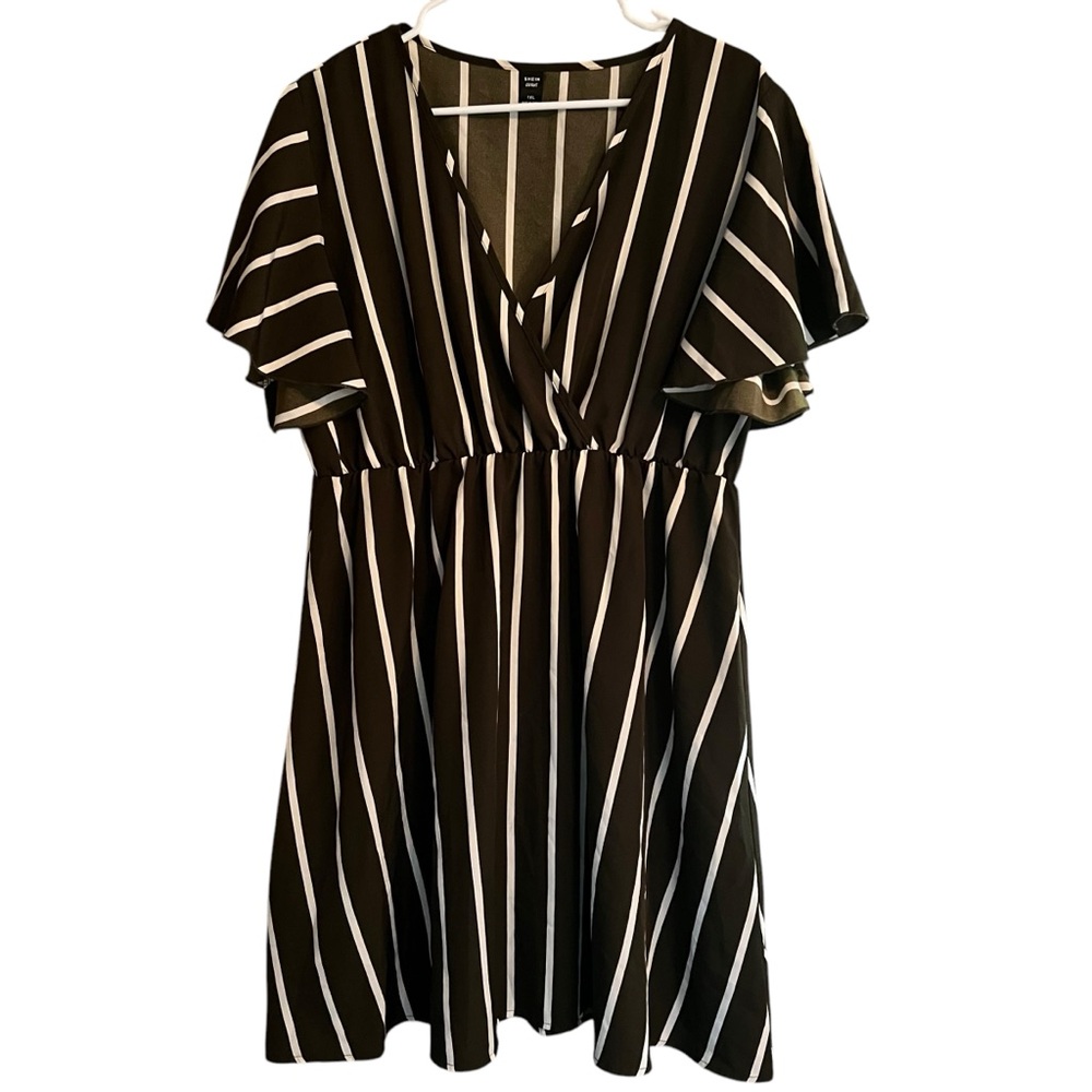 SHEIN Curve Olive Green  Striped Deep V-Neck Dress Size 1XL(14)